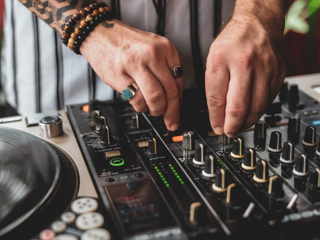 Digital Music Outlet